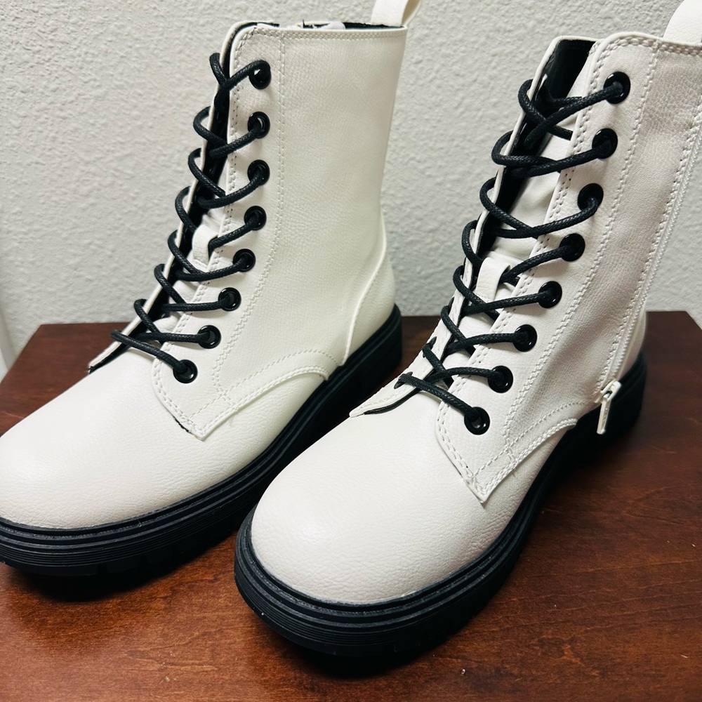 Brand New Never Worn White Boots